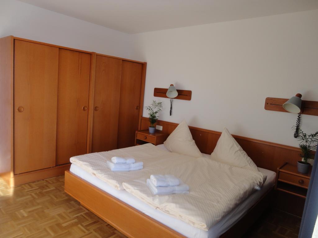 Panoramablickhotel - Lakeview Apartments 안넨하임 외부 사진