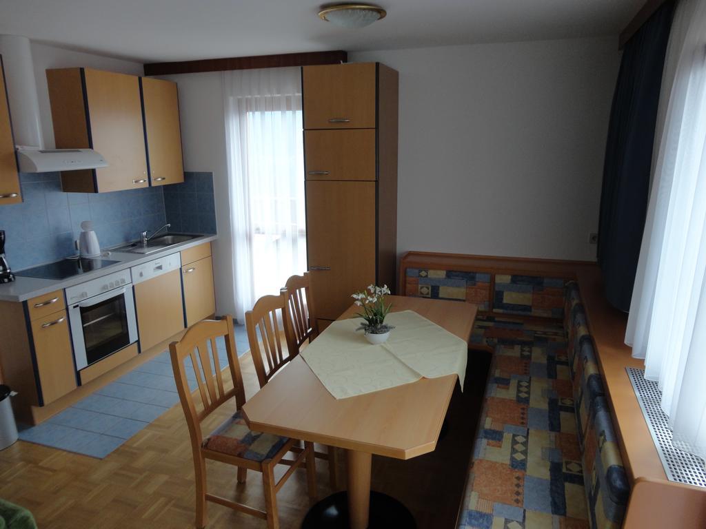 Panoramablickhotel - Lakeview Apartments 안넨하임 외부 사진