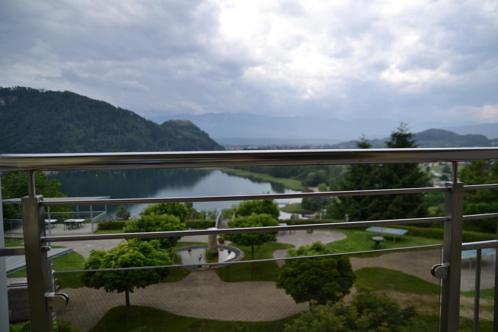Panoramablickhotel - Lakeview Apartments 안넨하임 외부 사진